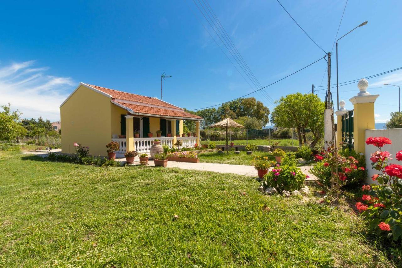Teta'S Holiday Home Melikia Ngoại thất bức ảnh